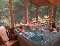 Cabin retreat hot tub
